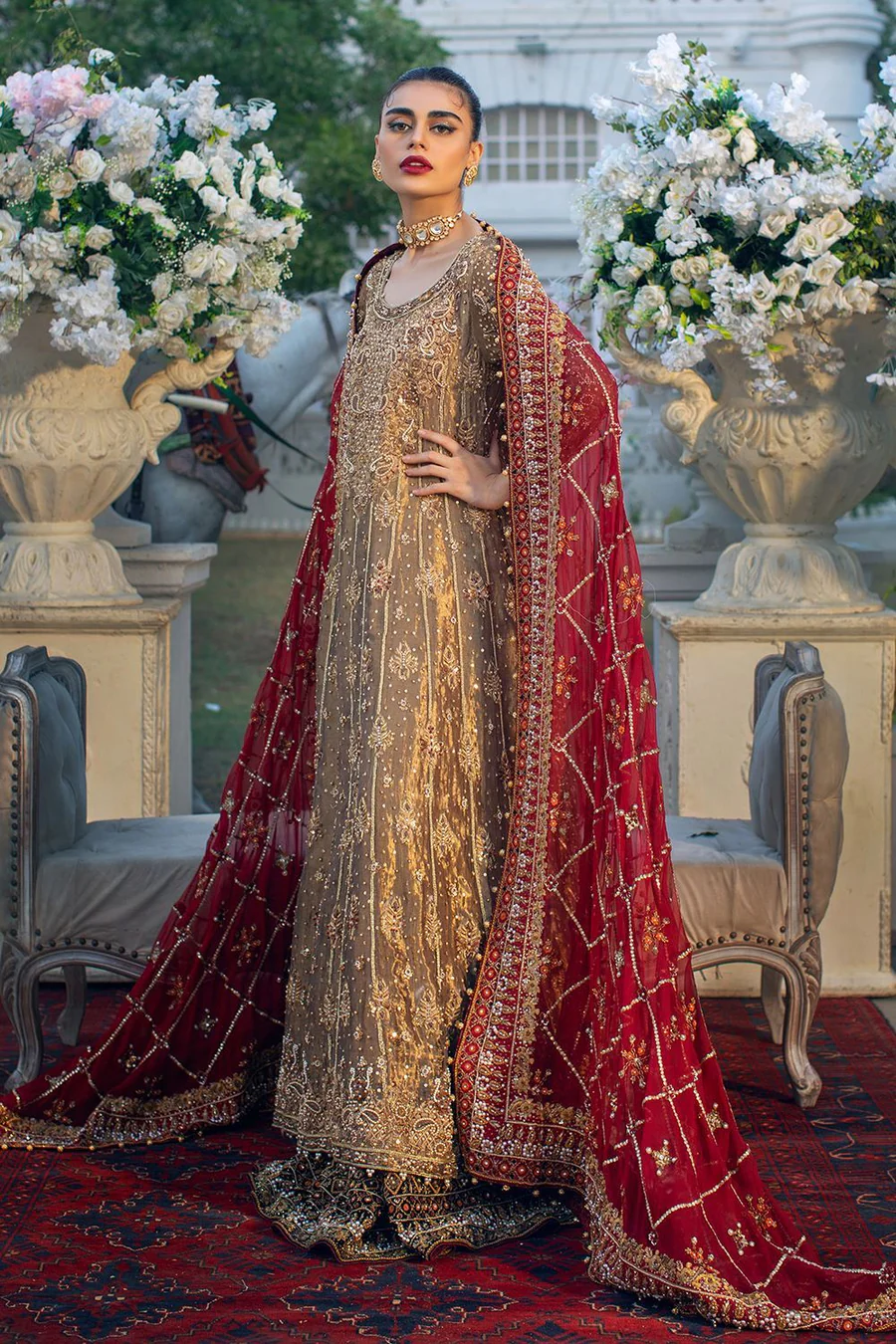 PakistaniBridalPishwaswithRedLehengaDress_2fcb08d7-e0a7-45e8-821b-b67c6f0e15e5_900x