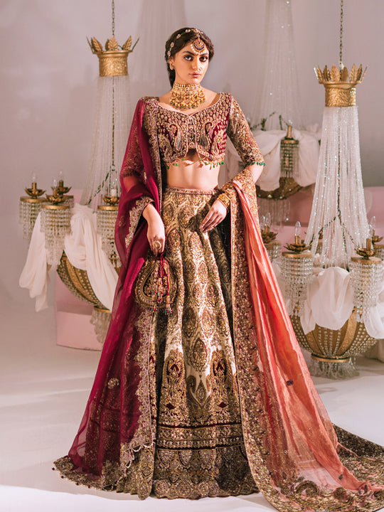 RedWhiteLehengaCholiforPakistaniBridalDresses_540x